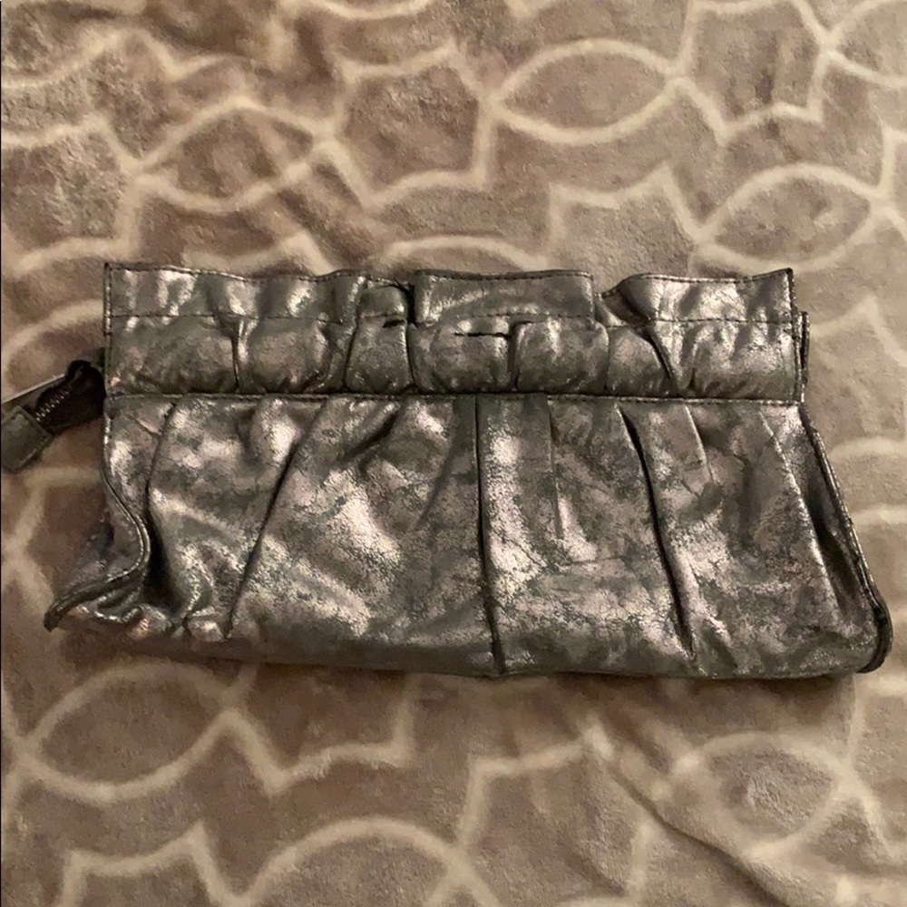Express silver clutch